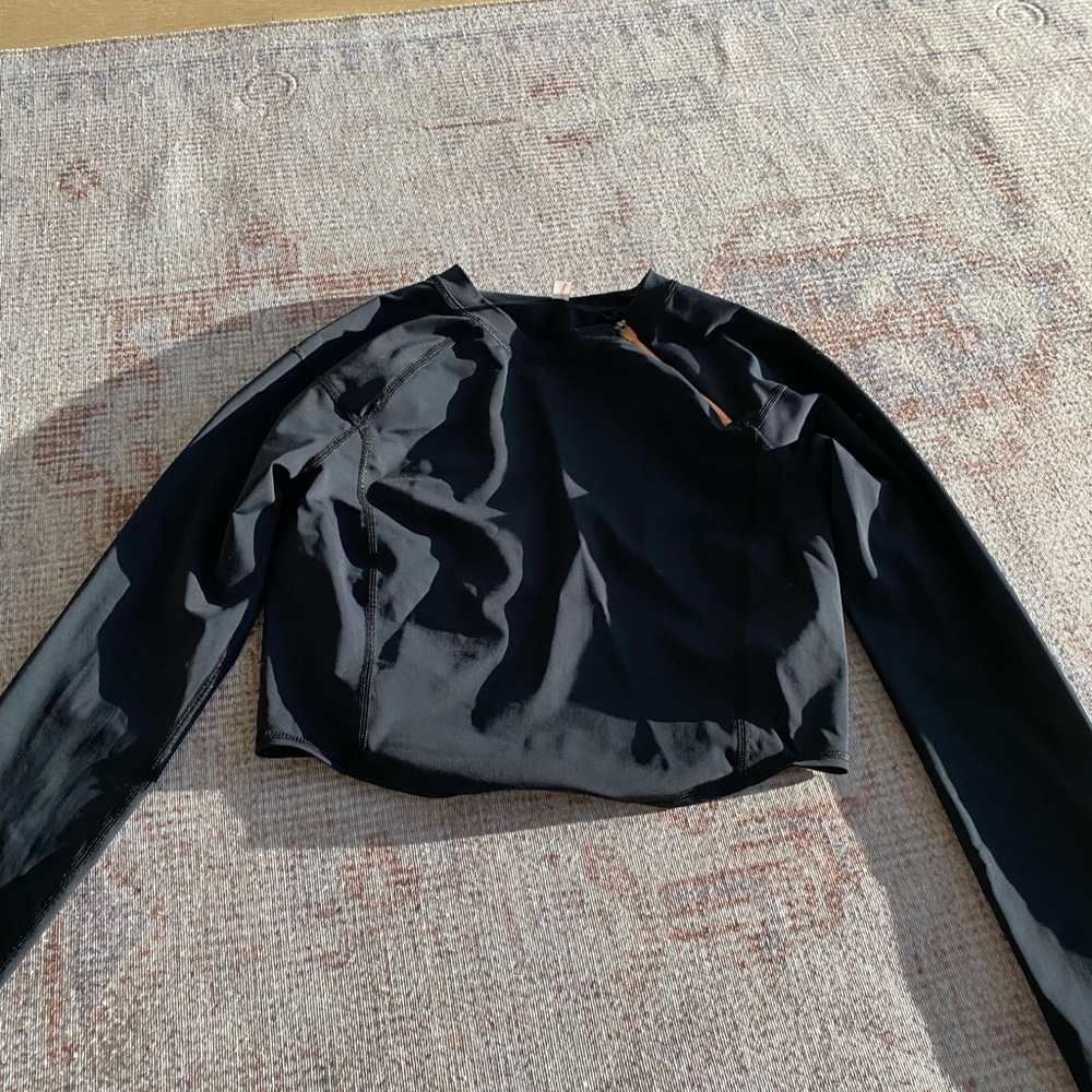 Free people Black Athletic cropped shirt with Orange Accent